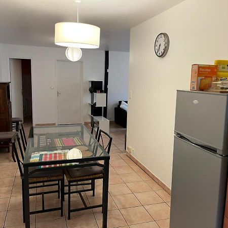 Maison Au Coeur De La Rue Pietonne Saint-Jean-Pied-de-Port Ngoại thất bức ảnh