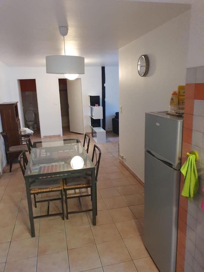 Maison Au Coeur De La Rue Pietonne Saint-Jean-Pied-de-Port Ngoại thất bức ảnh