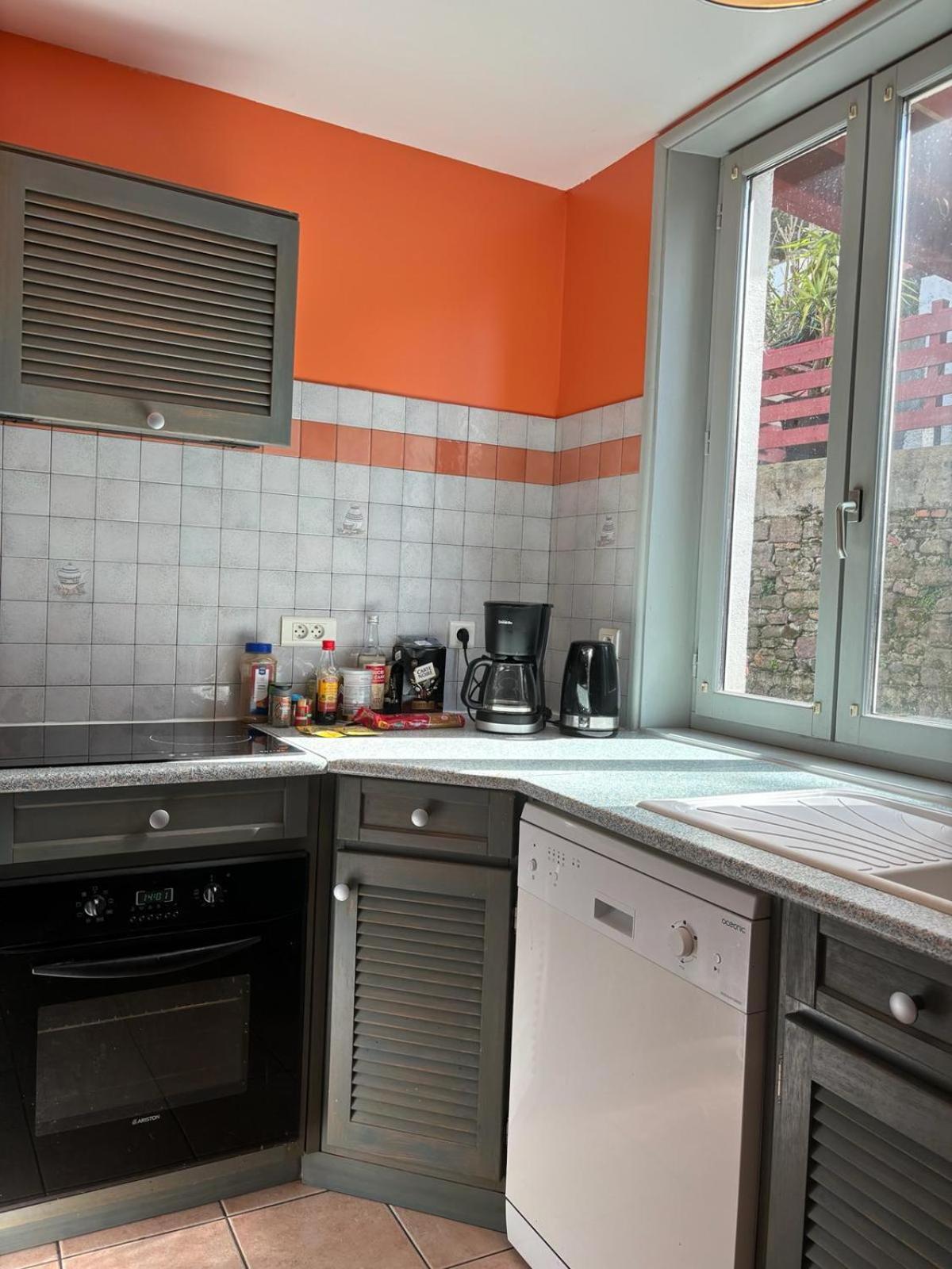 Maison Au Coeur De La Rue Pietonne Saint-Jean-Pied-de-Port Ngoại thất bức ảnh